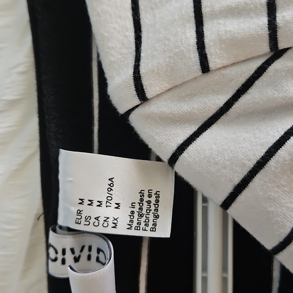 Striped Black and White T-Shirts - Picture 3 of 6